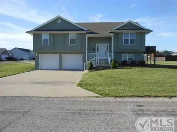 1173 SE 170th, Knob Noster, MO 65336