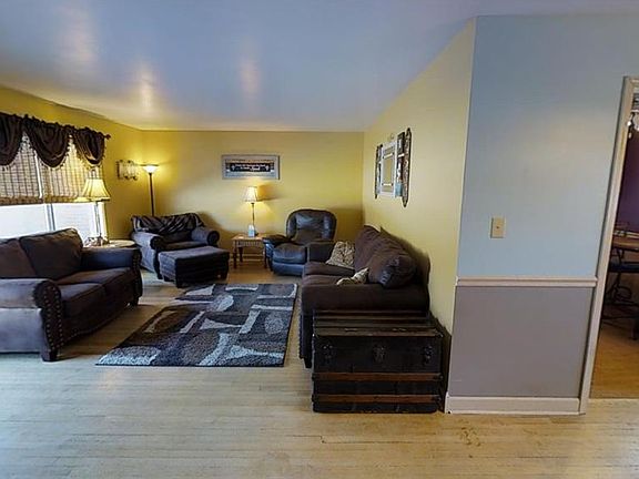 4th image of 7146 Linden Dr