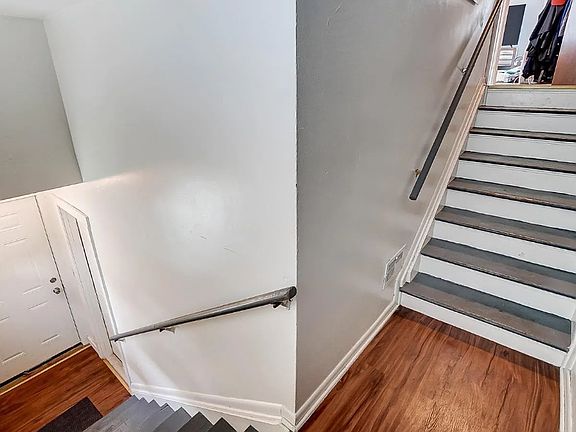 4th image of 4917 Marion Ave Suite 2