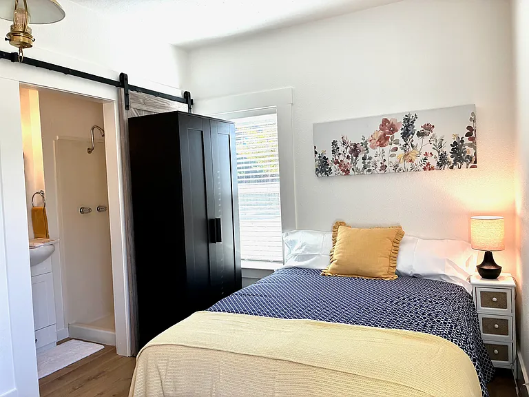 1570 Idlewild Dr #C — Photo 7