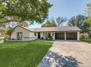 112 Roundtree Dr, Schertz, TX 78154
