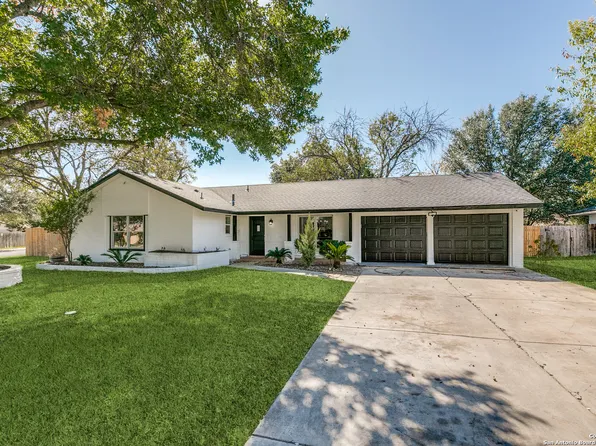 112 Roundtree, Schertz, TX 78154