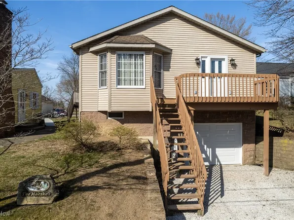 820 Graceland Ave, Barberton, OH 44203