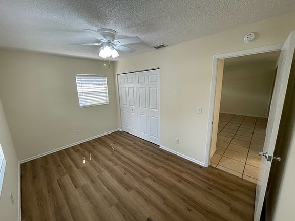 3rd image of 1322 Tioga Ave