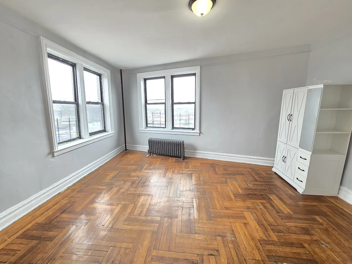 Building Photo - 160 Ellis Ave #409