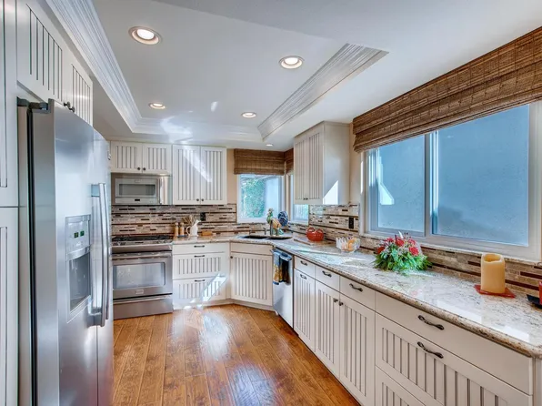 24326 Toledo Ln, Lake Forest, CA 92630