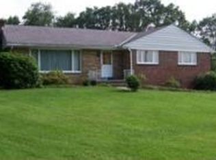 5017 Bateman Ln, Jeannette, PA