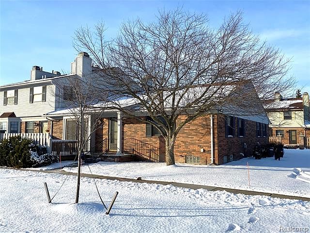 1st image of 43598 W Arbor Way Dr APT 118