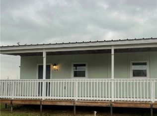 823 Westview Dr, Yorktown, TX 78164
