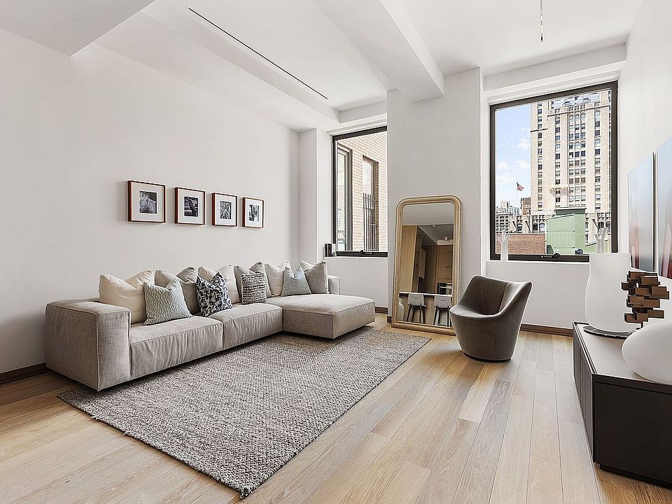 1st image of 88 Lexington Ave APT 1602
