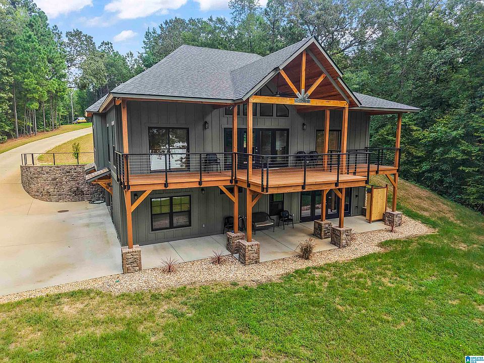 1st image of 341 Boathouse Cir