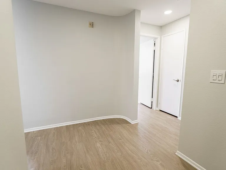 14056 Valleyheart Dr. — Photo 75