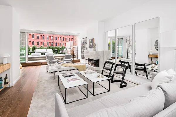 Sold by Compass | media 3