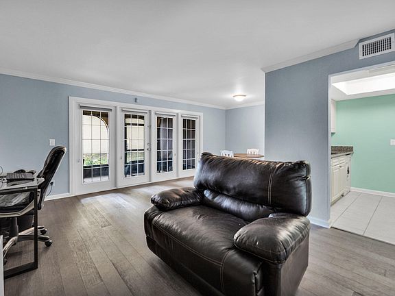 4th image of 3878 N La Mirada Dr #1