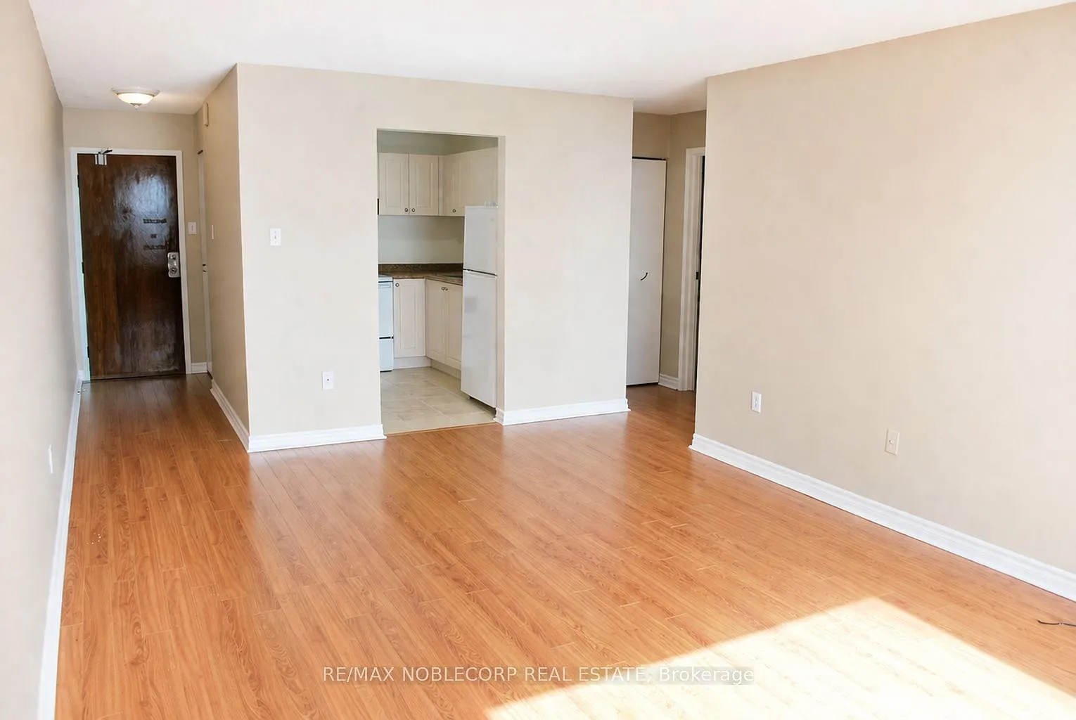 1 bed, $1,600 — Photo 2