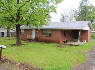 301 W Avenue G, Heavener, OK 74937