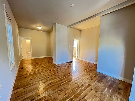 5th image of 2138 SE 48th Ave Unit B