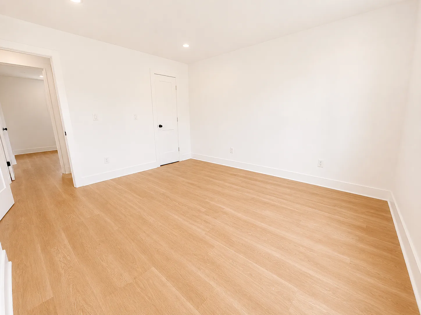 3 bed, 1500 sqft, $1,975 — Photo 4