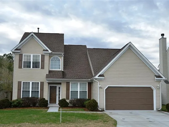 517 Whisper Walk, Chesapeake, VA 23322