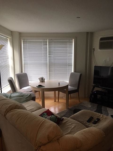 2nd image of 461 Park Dr #81A