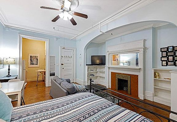 2nd image of 264 W 73rd St #2S