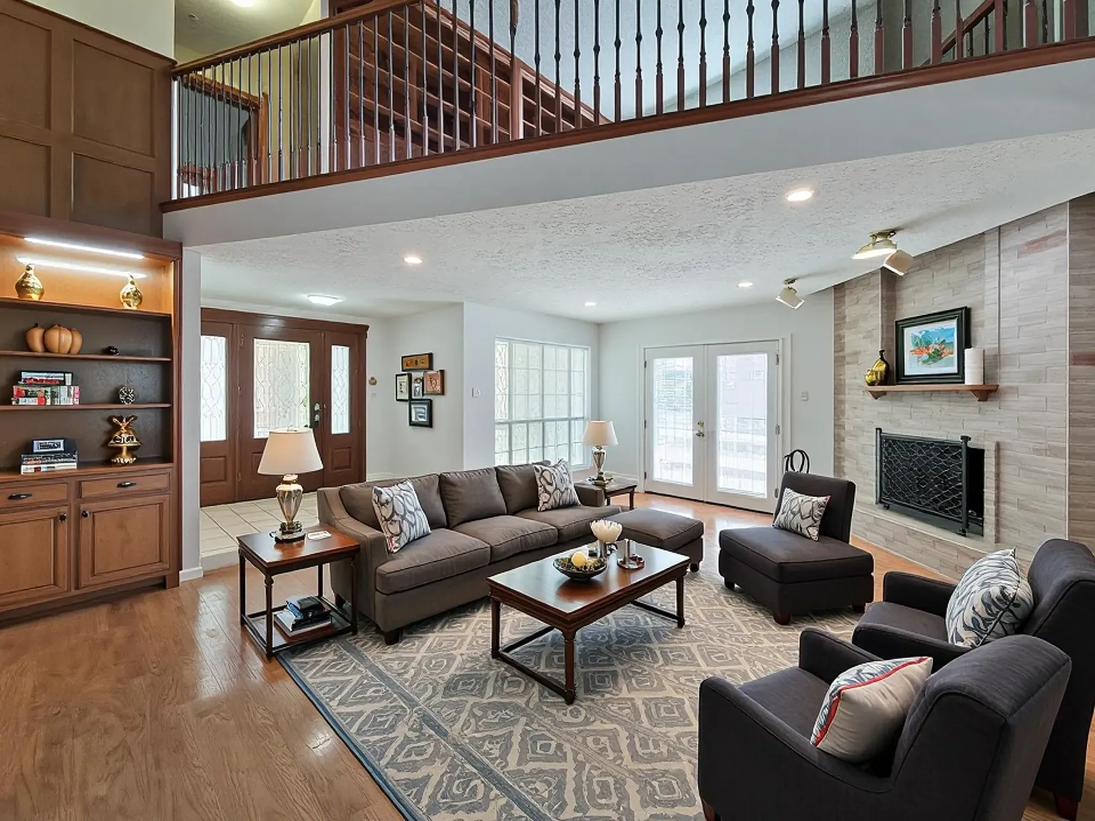4 bed, 2175 sqft, $2,300 — Photo 3