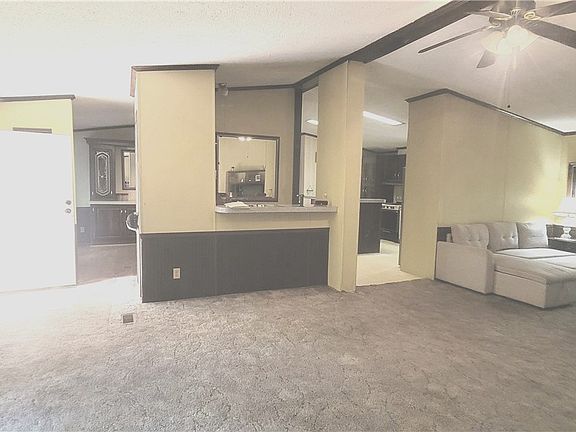 2nd image of 16631 Tierce Creek Rd