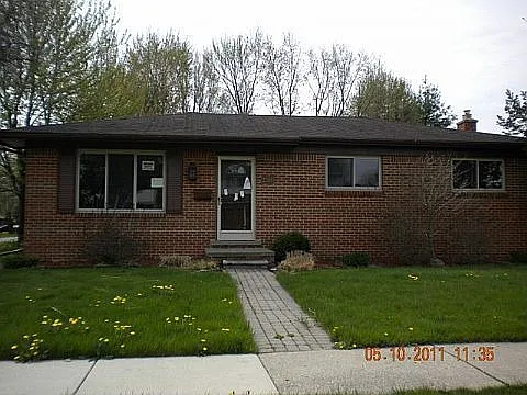 2388 Paris Dr photo 1