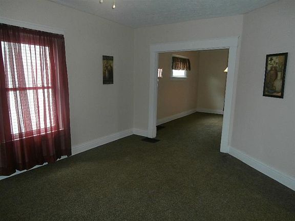 5th image of 233 West St