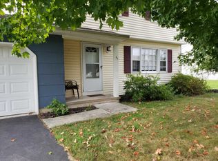 82 Misty Morn Ln, Ewing, NJ 08638