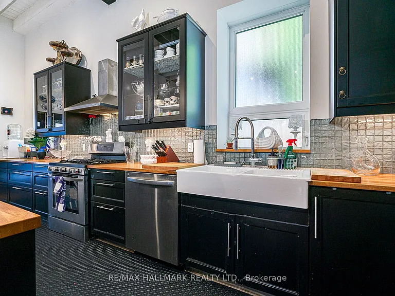 57 Cambridge Ave #3 — Photo 8