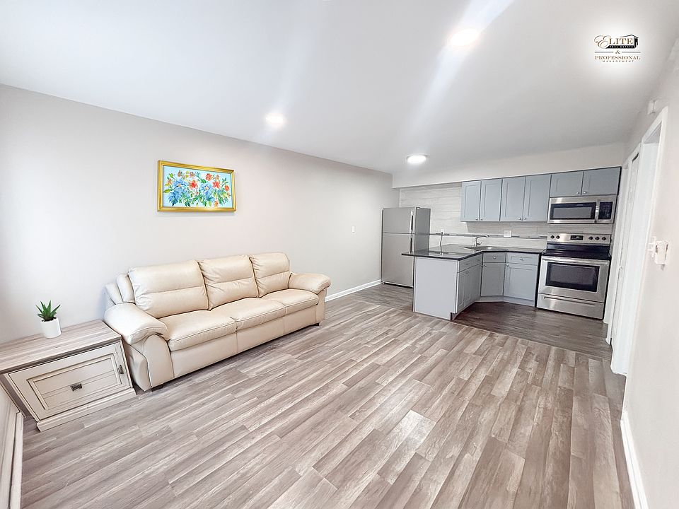 1st image of 3807-15 Lippincott Blvd
