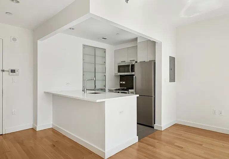 501 E 74th St #7B — Photo 1