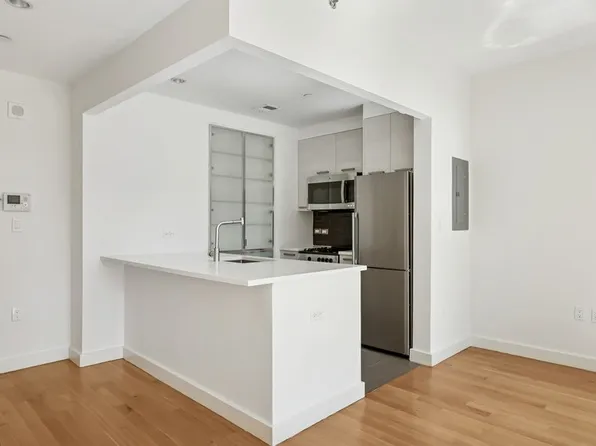 501 East 74th Street image 4 of 14