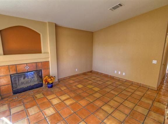 3rd image of 52205 Avenida Carranza