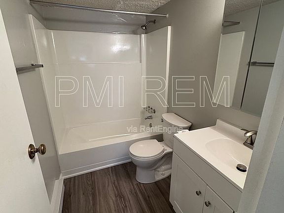 2nd image of 1560 20th St APT 5