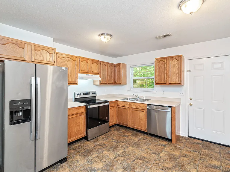3518 Acorn Woods Way — Photo 7