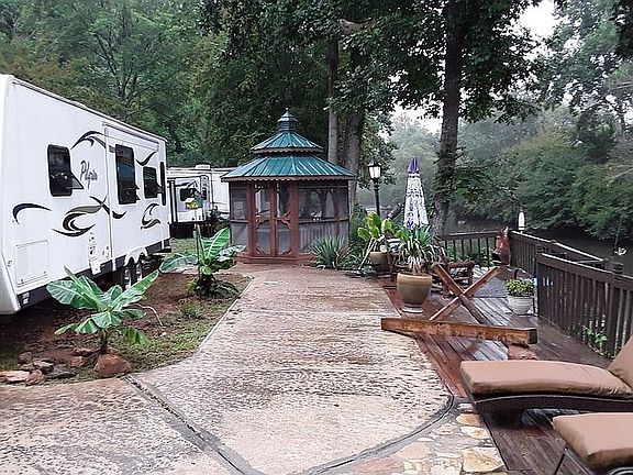 Chattahoochee River Front 