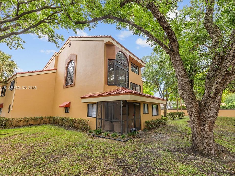 1st image of 15485 Miami Lakeway N APT 208-2