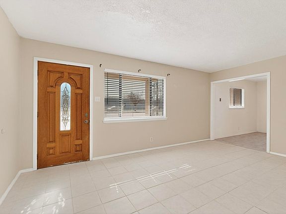 3rd image of 2705 Mountain Rd NW