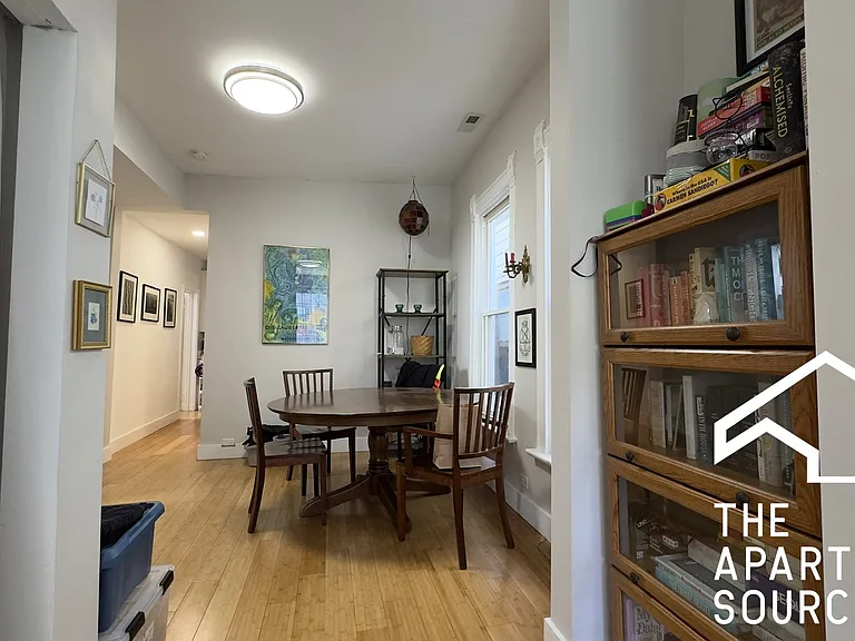 1735 N Fairfield Ave #2 — Photo 6