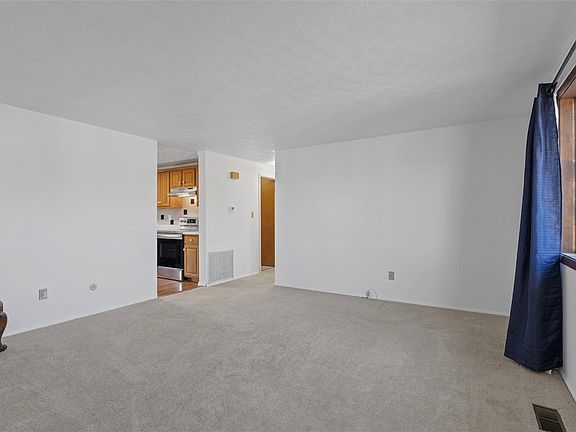 5th image of 204 Quail Dr