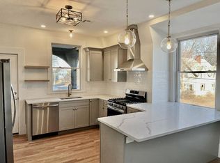 124 Walnut St #2, Clinton, MA 01510