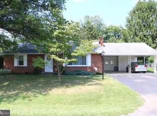 17312 Cloverleaf Rd, Hagerstown, MD 21740