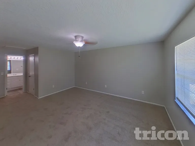 707 Climate Dr — Photo 8