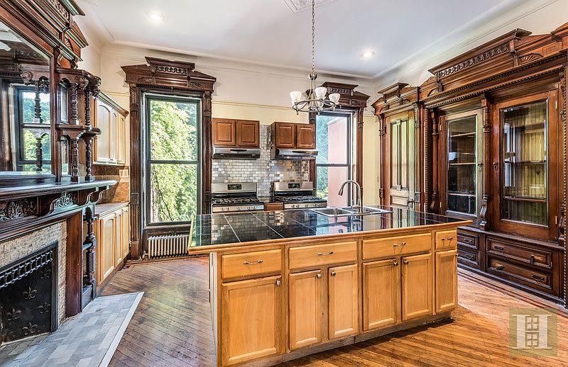 2nd image of 58 Macon St #0