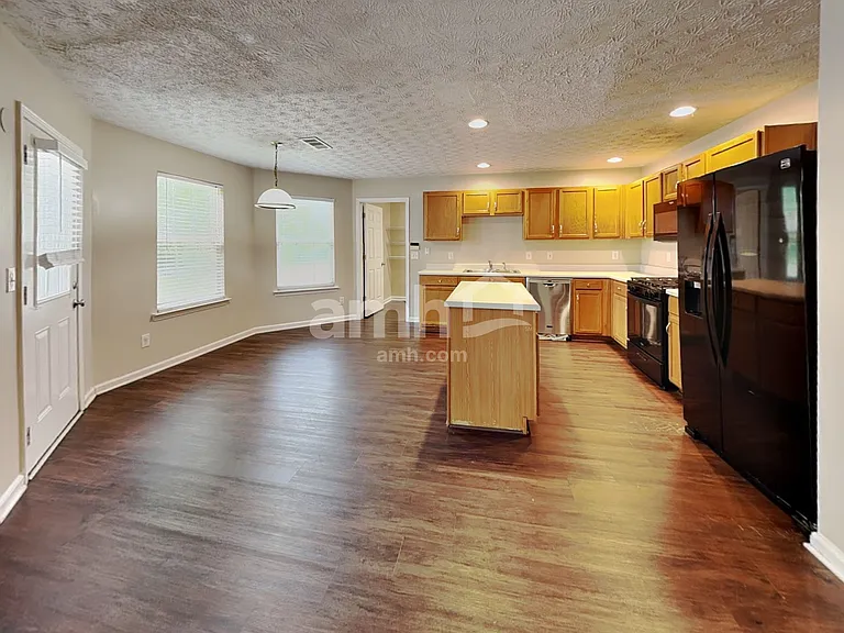 3215 Deer Valley Dr NW — Photo 4