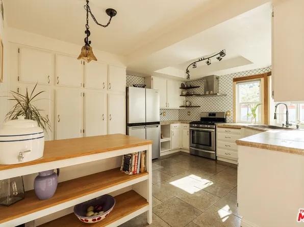 16631 Algonquin St, Huntington Beach, CA 92649