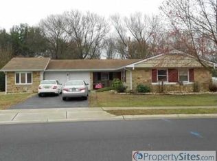 100 Idlewild Ln, Aberdeen, NJ 07747
