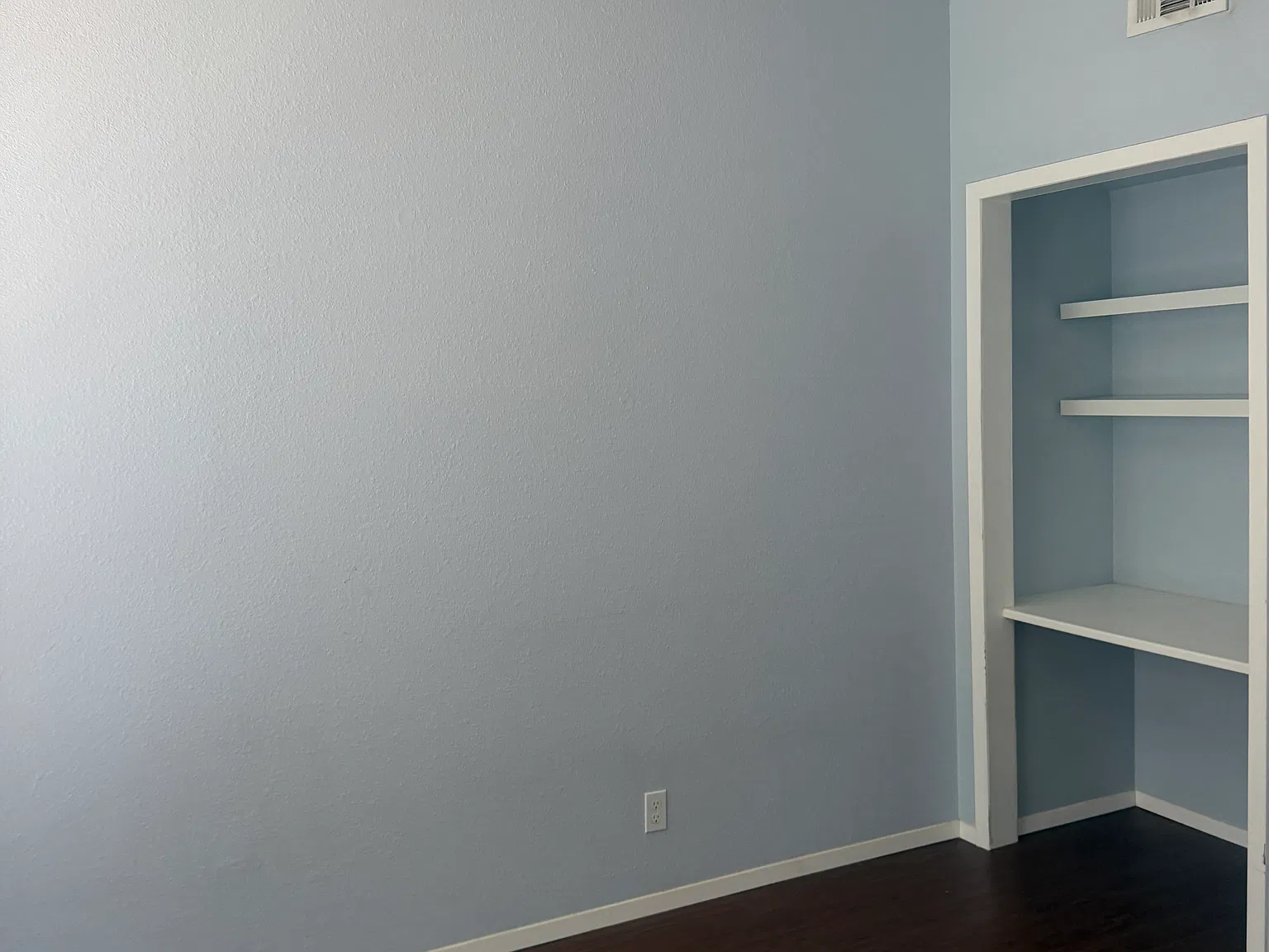 1 bed, 401 sqft, $980 — Photo 2